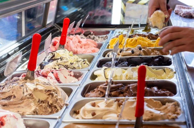 Ice-Cream-Freezer