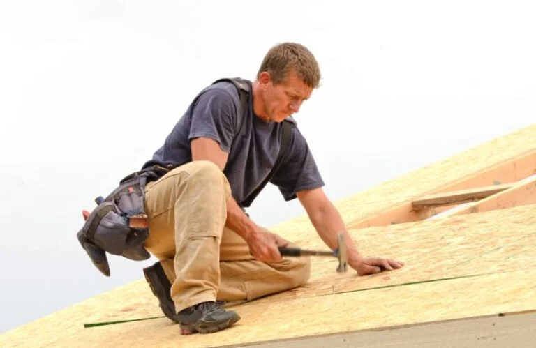 Roofing-Contractor