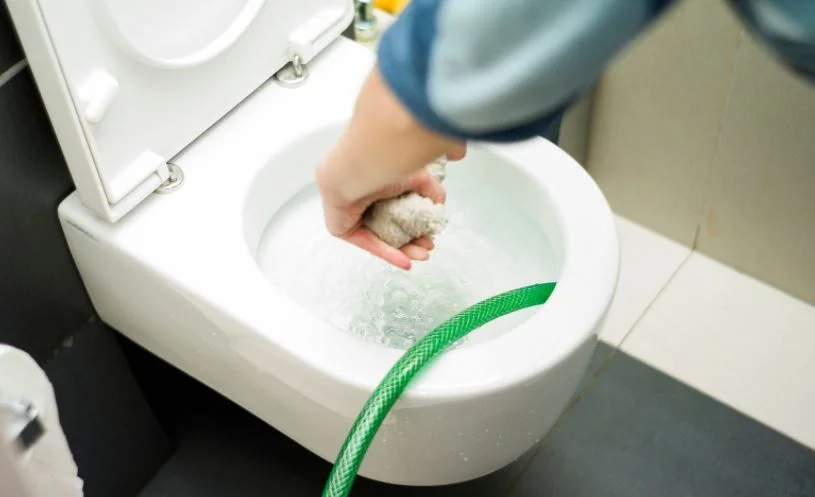 Toilets-Overflow