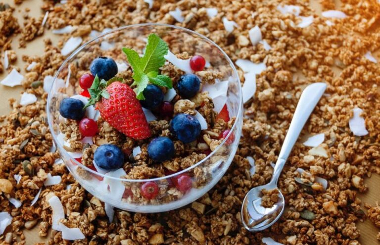 Health Benefits of Having Granola in Your Breakfast