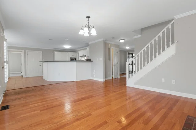 HARDWOOD-FLOOR